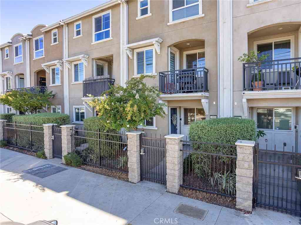 Homes For Sale - 14860 Nordhoff Street<br/> Panorama City, CA 91402