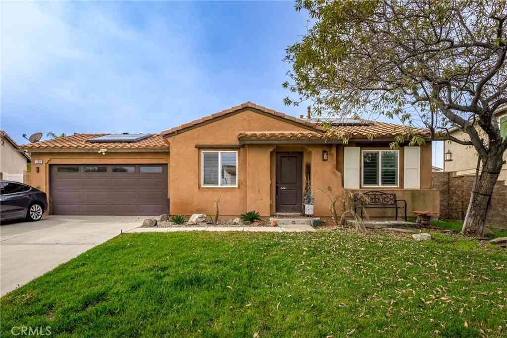 Homes For Sale - 31839 Taton Court<br/> Menifee, CA 92584