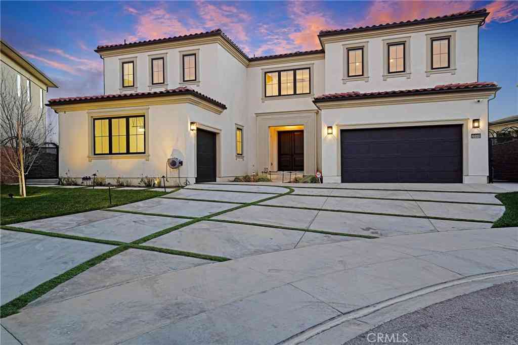 Homes For Sale - 20446 W Albion<br/> Porter Ranch, CA 91326