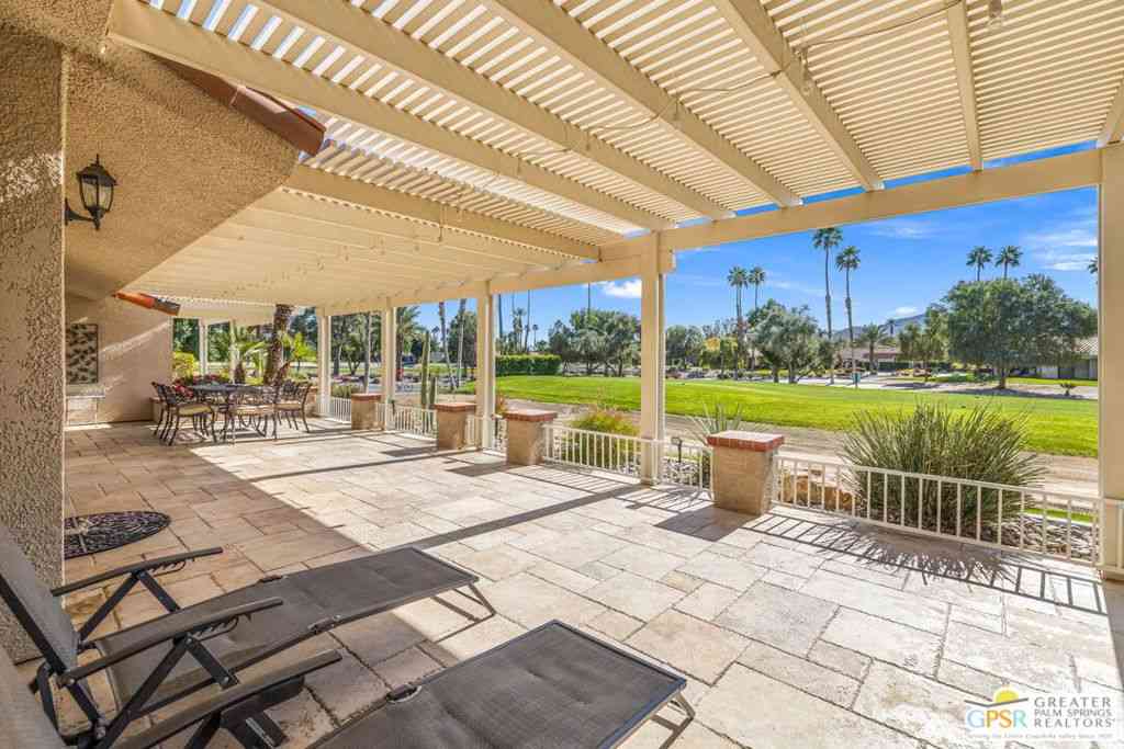 Homes For Sale - 77225 Preston Trail<br/> Palm Desert, CA 92211