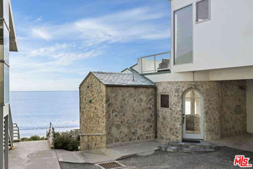 Homes For Rent - 33334 Pacific Coast Highway<br/> Malibu, CA 90265