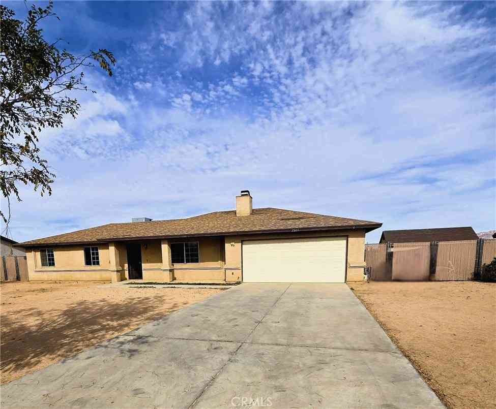 Homes For Sale - 22684 Powhatan<br/> Apple Valley, CA 92308