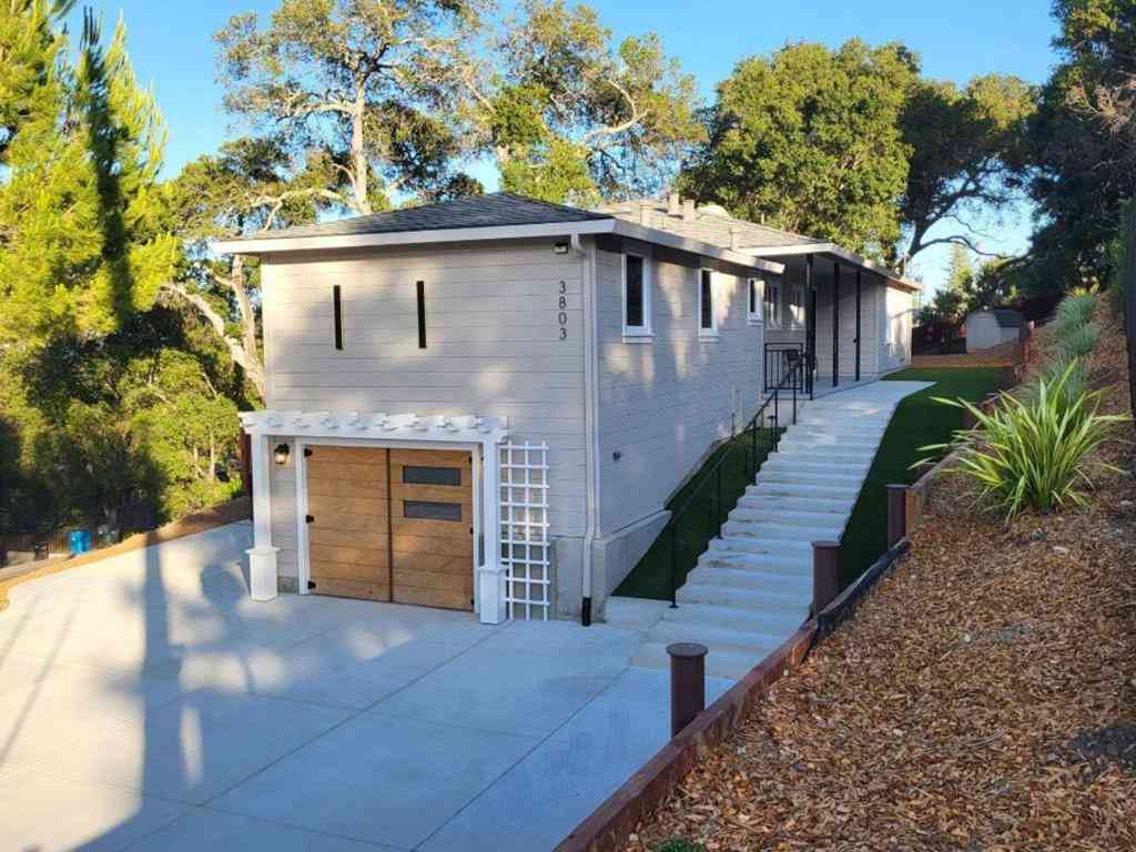 Homes For Sale - 3803 Hamilton Way<br/> Redwood City, CA 94062