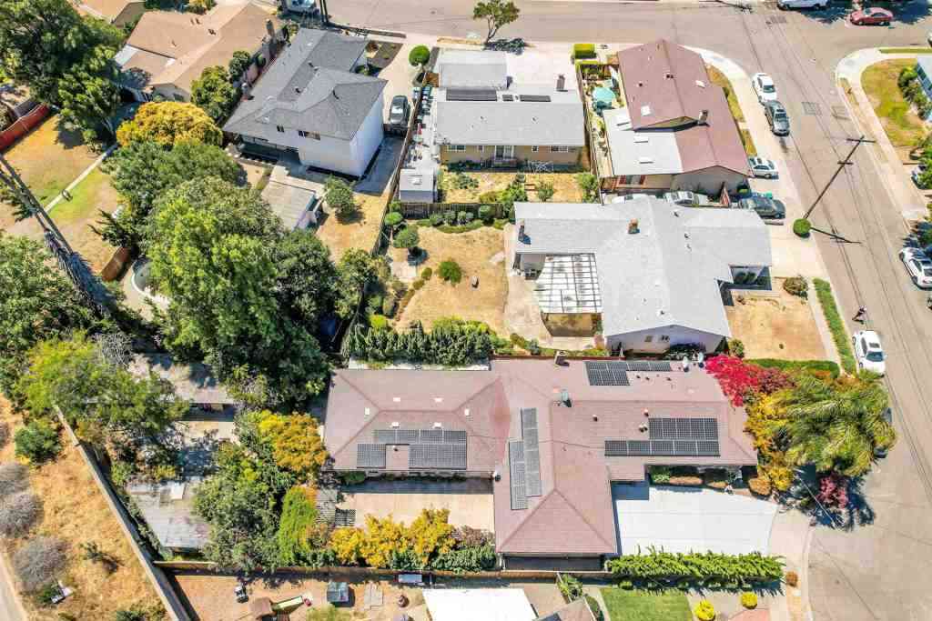 Homes For Sale - 512 Teasdale Pl<br/> Hayward, CA 94544