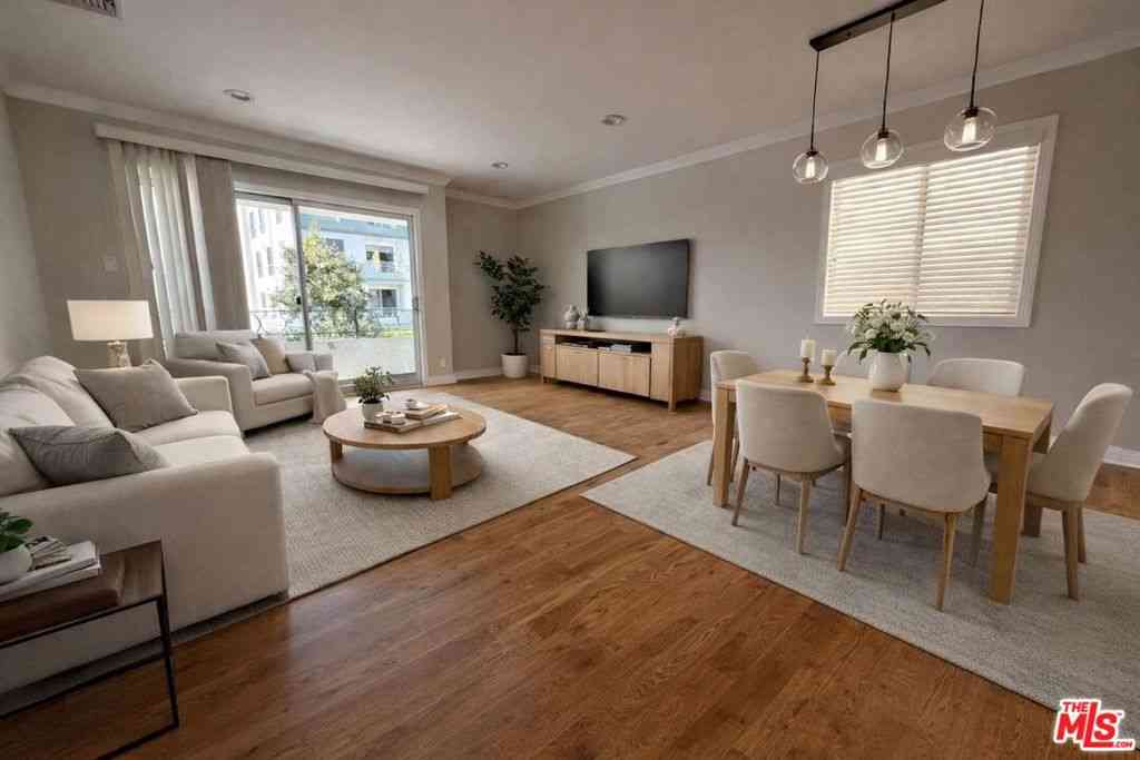 Condo For Rent - 812 N Alfred Street #3<br/> Los Angeles, CA 90069