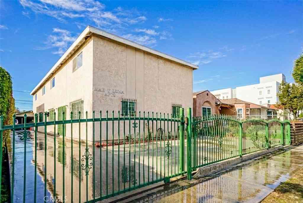 Multifamily For Sale - 947 S Sunol Drive<br/> Los Angeles, CA 90023