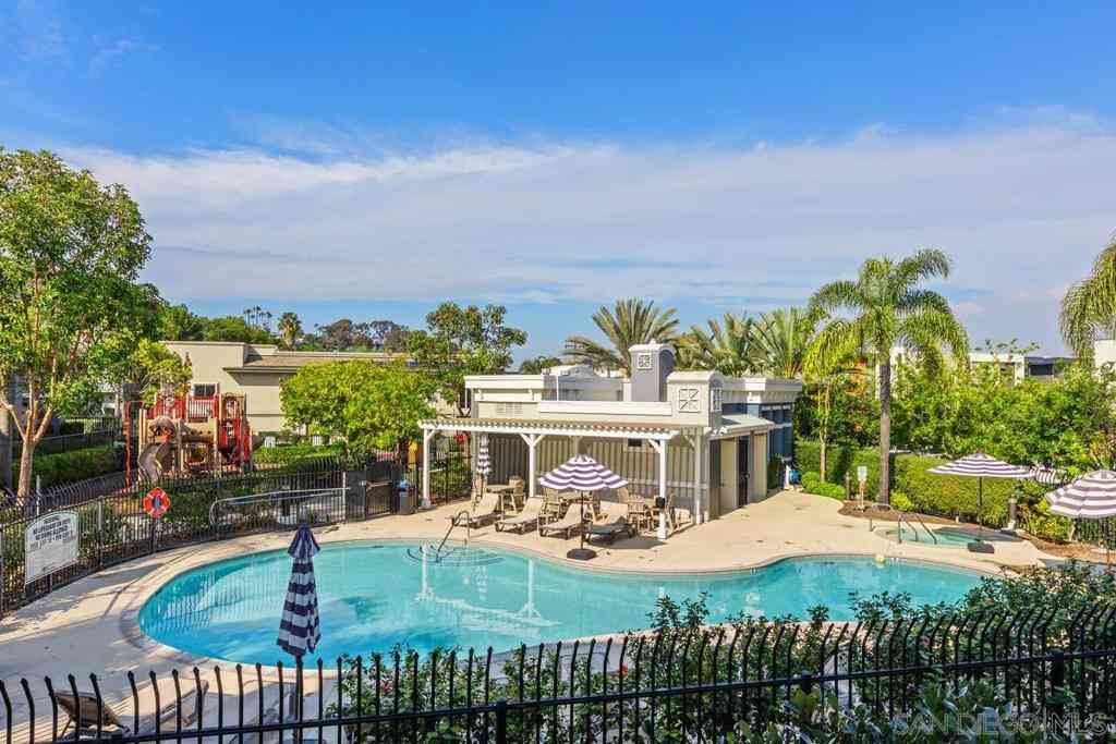 Townhouse For Sale - 3182 Cabrillo Bay Lane<br/> San Diego, CA 92110