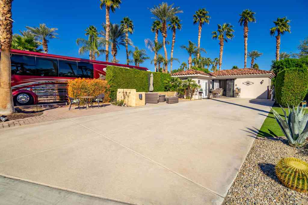 Mobile Home For Sale - 80501 Avenue 48 #30<br/> Riverside County, Indio, CA 92201