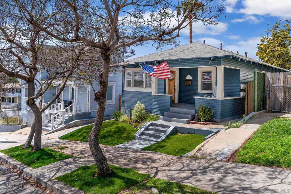 Homes For Sale - 418 W Ivy Street<br/> San Diego, CA 92101