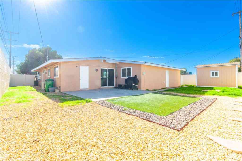 Homes For Sale - 2005 W Milling<br/> Lancaster, CA 93536