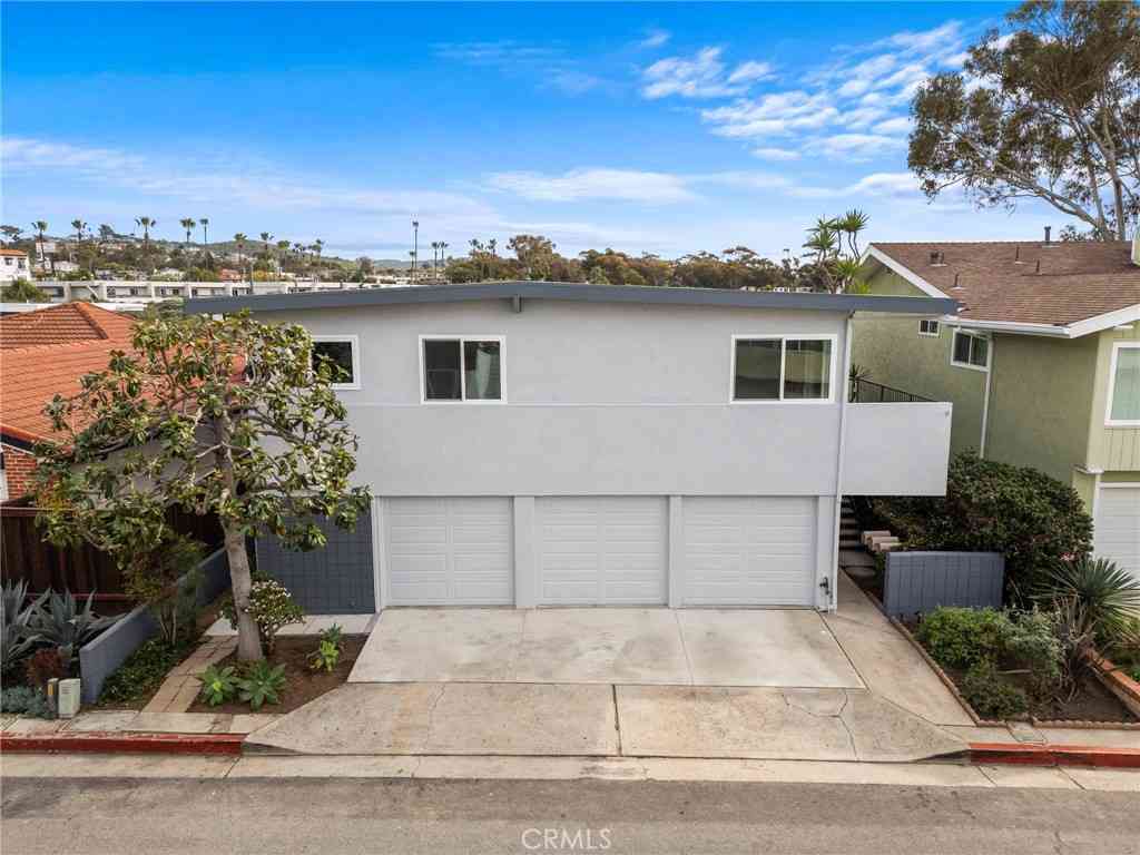 Condo For Rent - 213 Avenida Lobeiro #B<br/> San Clemente, CA 92672
