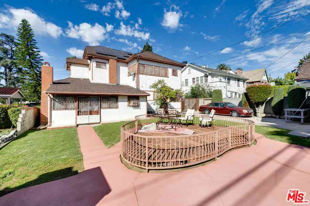 Homes For Sale - 2136 S Victoria Avenue<br/> Los Angeles, CA 90016