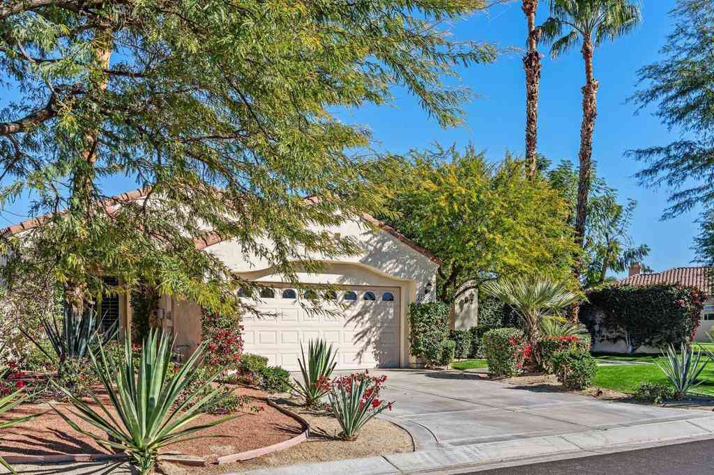 Homes For Sale - 118 Via Las Flores<br/> Rancho Mirage, CA 92270