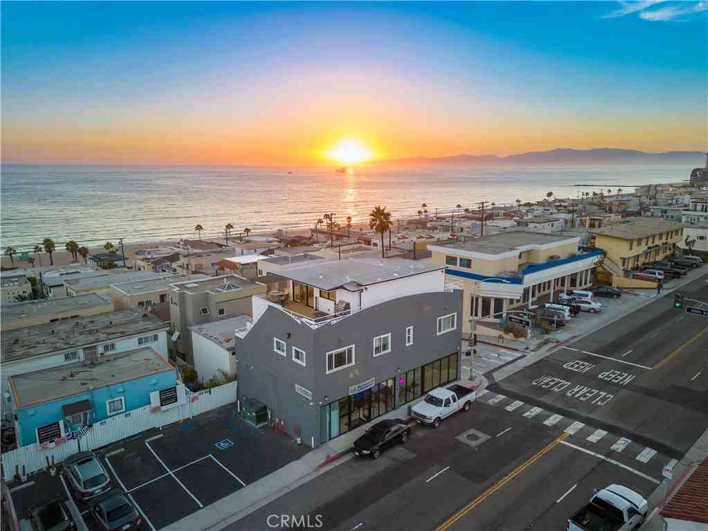 Condo For Rent - 230 40th #3<br/> Manhattan Beach, CA 90266