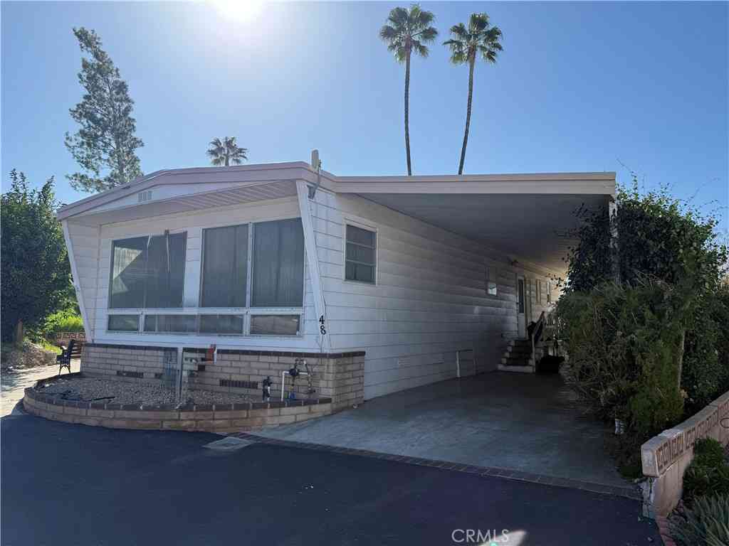 Mobile Home For Sale - 1536 S State Street #48<br/> Hemet, CA 92543
