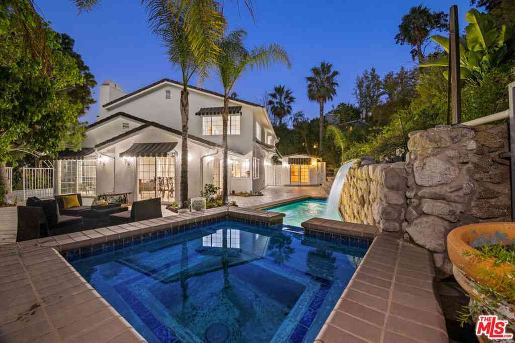 Homes For Rent - 2461 Jupiter Drive<br/> Los Angeles, CA 90046