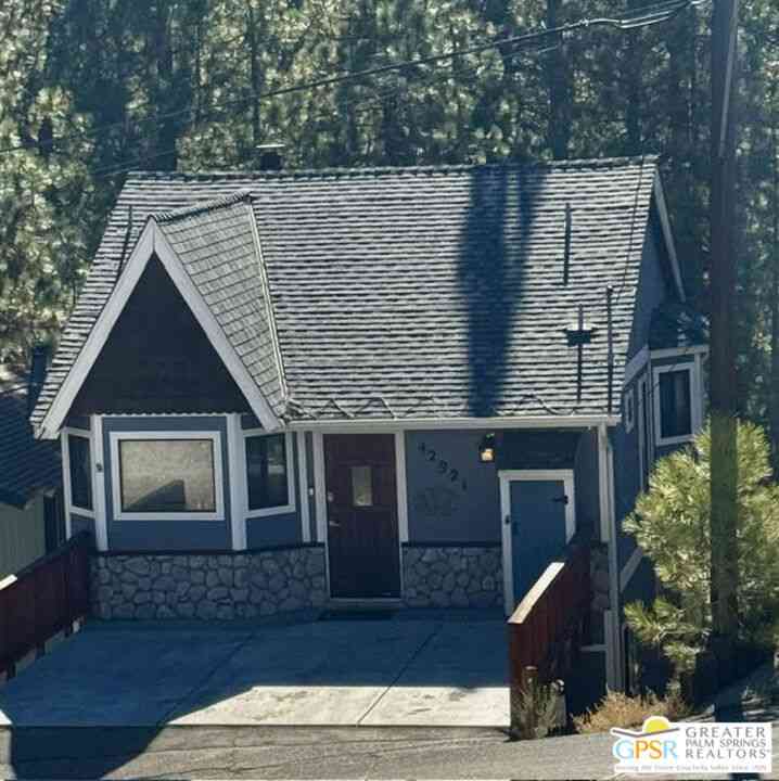 Homes For Sale - 42921 Monterey Street<br/> Big Bear, CA 92315