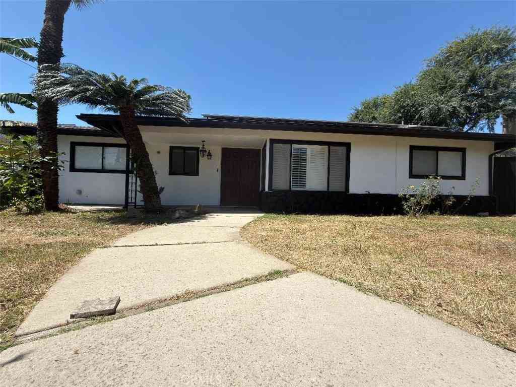 Homes For Sale - 8835 Haskell<br/> North Hills, CA 91343