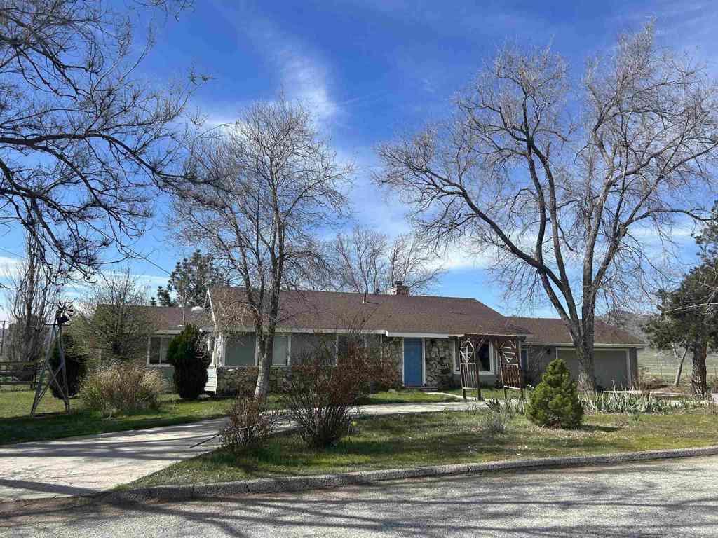 Homes For Sale - 18461 Santa Anita Street<br/> Tehachapi, CA 93561