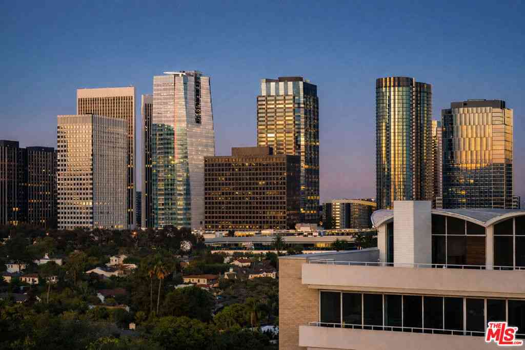 Condo For Sale - 1333 S Beverly Glen Boulevard #PH A<br/> Los Angeles, CA 90024