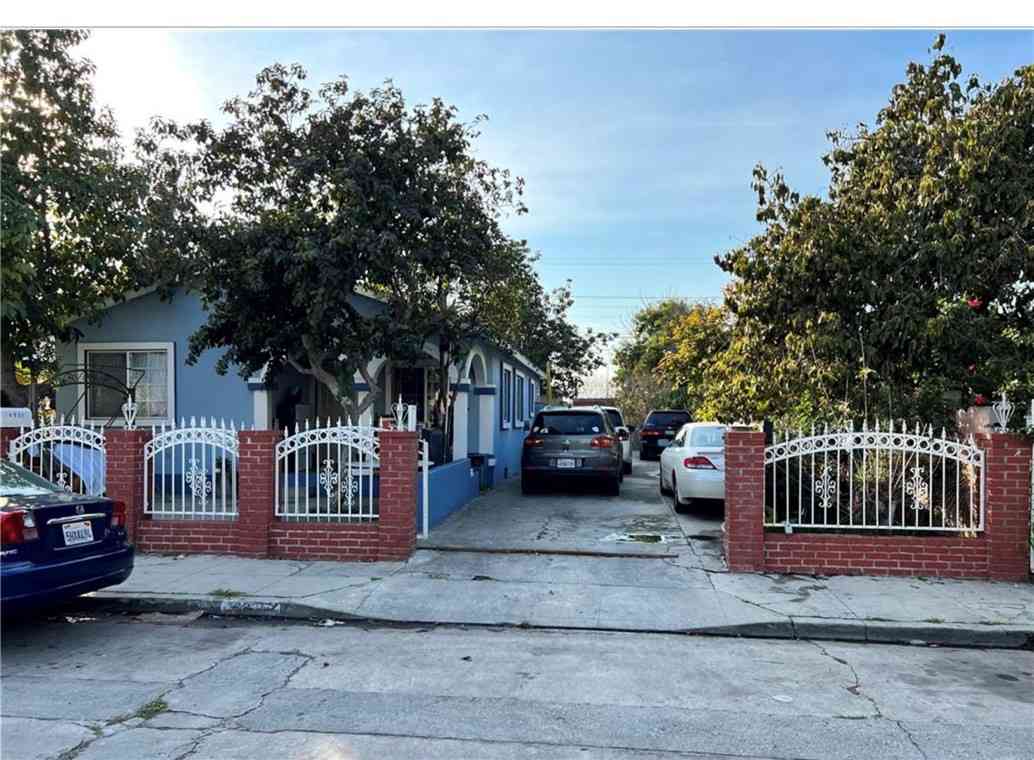 Multifamily For Sale - 10931 Anzac<br/> Los Angeles, CA 90059
