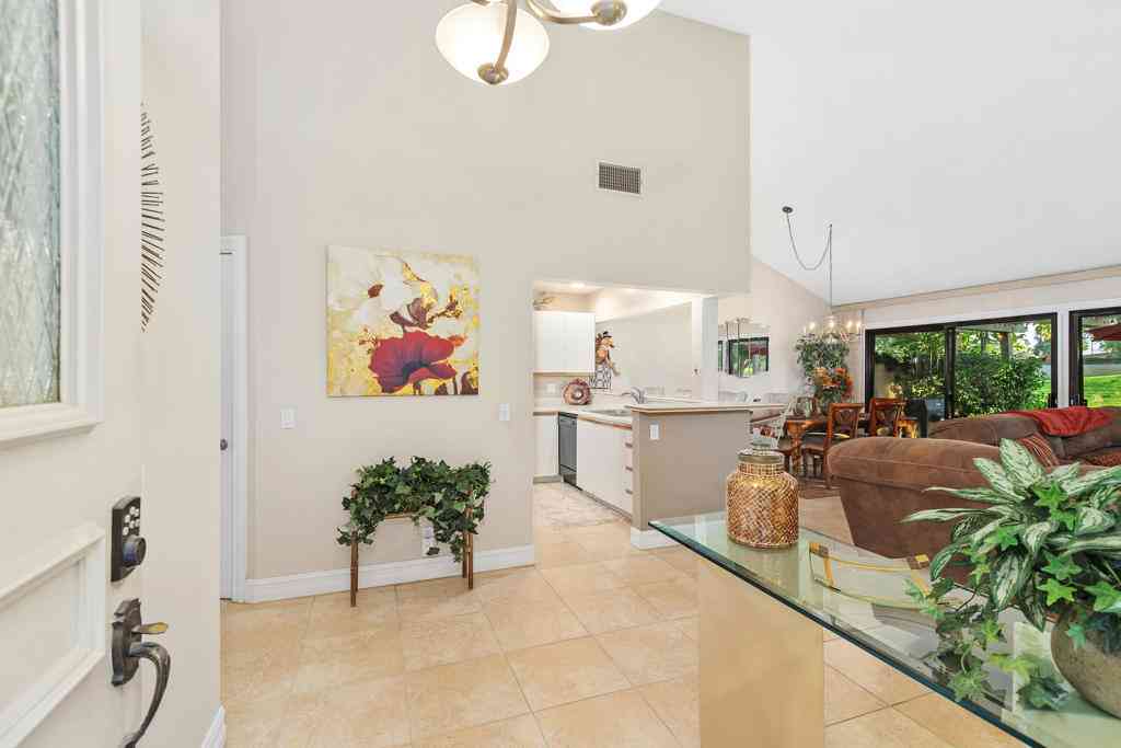 Condo For Sale - 77723 Woodhaven Drive S<br/> Palm Desert, CA 92211