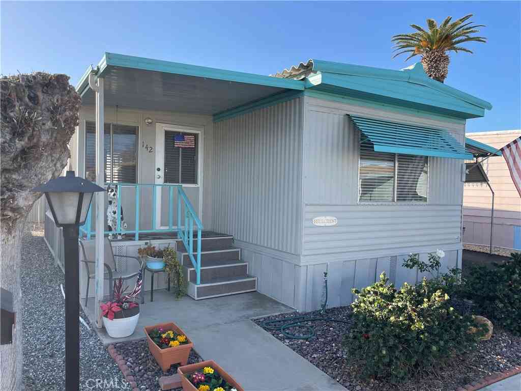 Mobile Home For Sale - 575 S Lyon Avenue #142<br/> Hemet, CA 92543