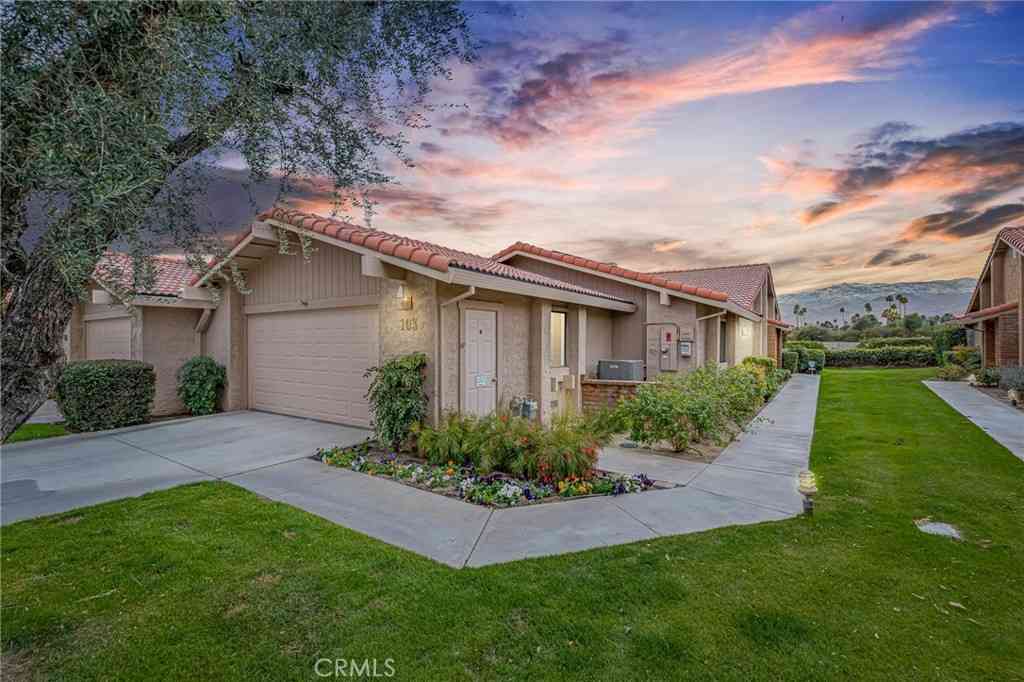Condo For Sale - 103 Camino Arroyo S<br/> Palm Desert, CA 92260