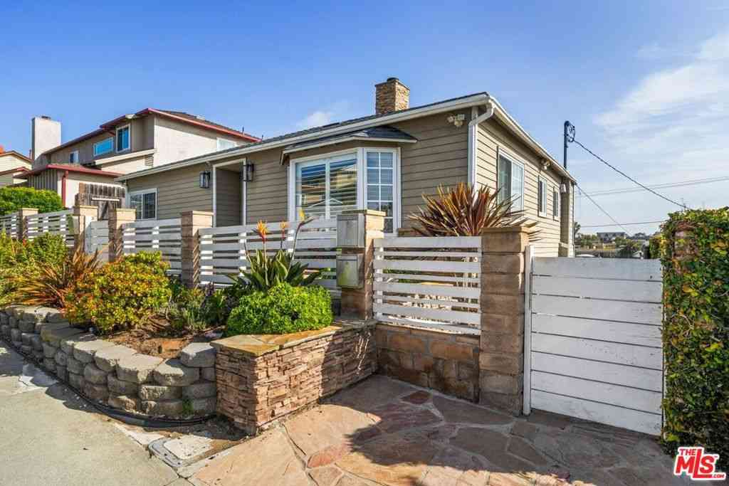 Homes For Rent - 7520 Earldom Avenue<br/> Playa Del Rey, CA 90293