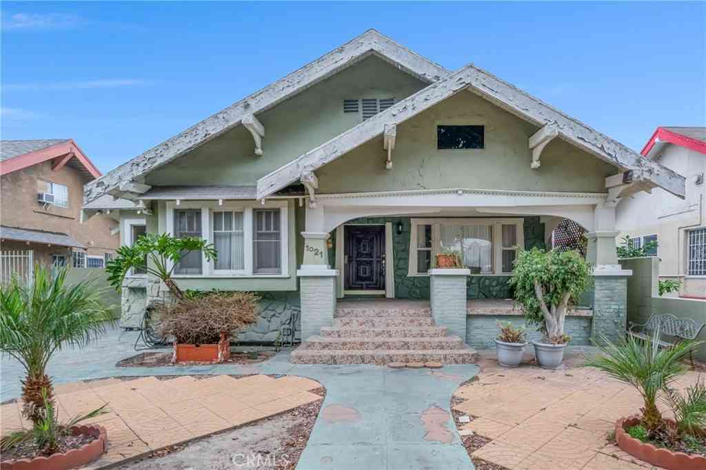 Multifamily For Sale - 1021 W 48th<br/> Los Angeles, CA 90037