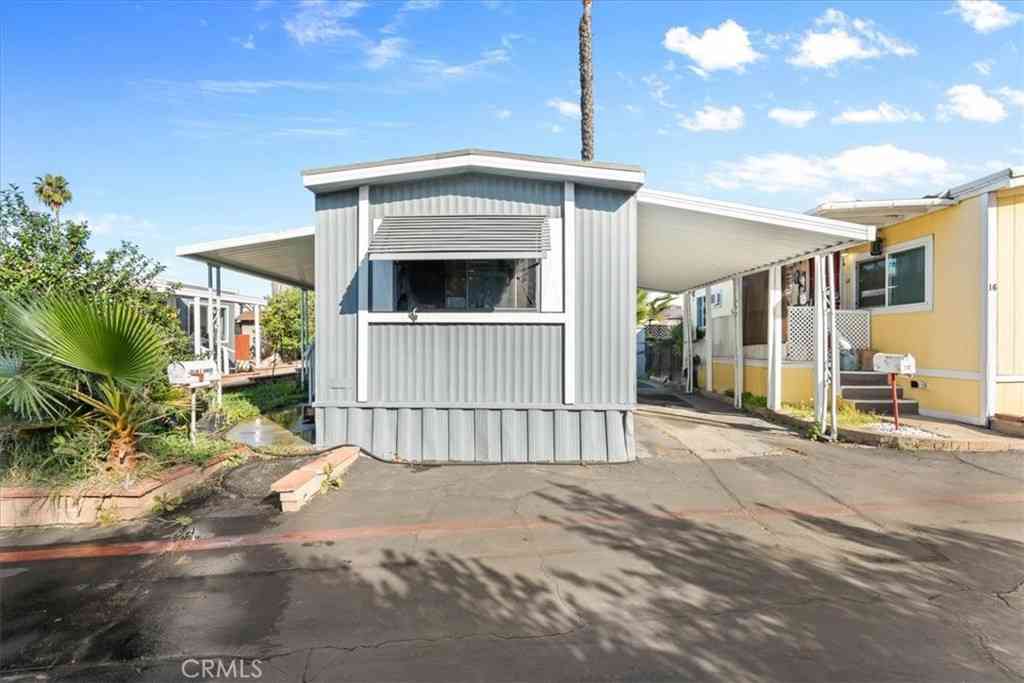 Mobile Home For Sale - 716 N Grand Ave #I-5<br/> Covina, CA 91724