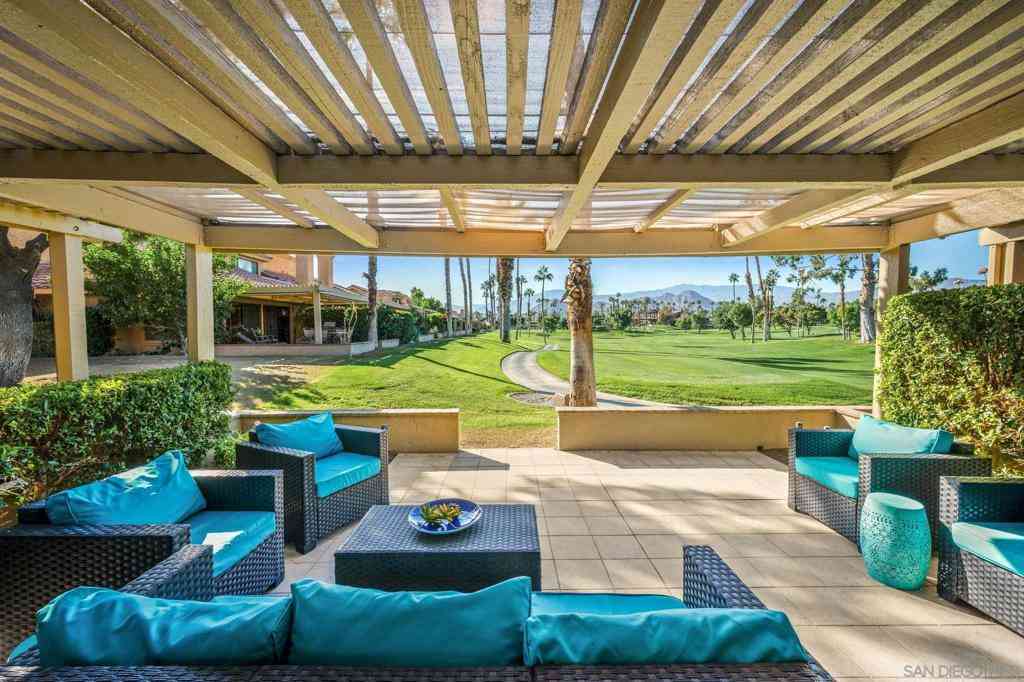 Condo For Sale - 77881 Woodhaven Dr N<br/> Palm Desert, CA 92211