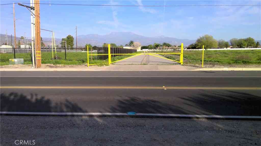 Vacant Land For Sale - 1 N Lyon Avenue<br/> Hemet, CA 92543