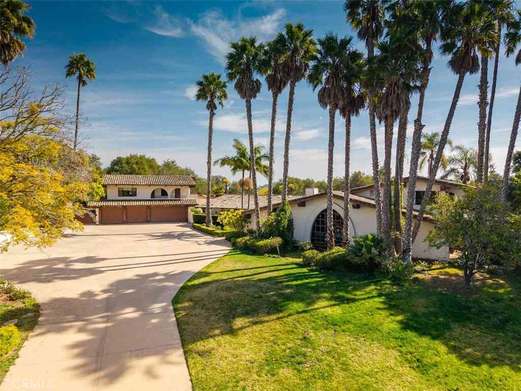 Homes For Sale - 3978 Laguna Blanca<br/> Santa Barbara, CA 93110