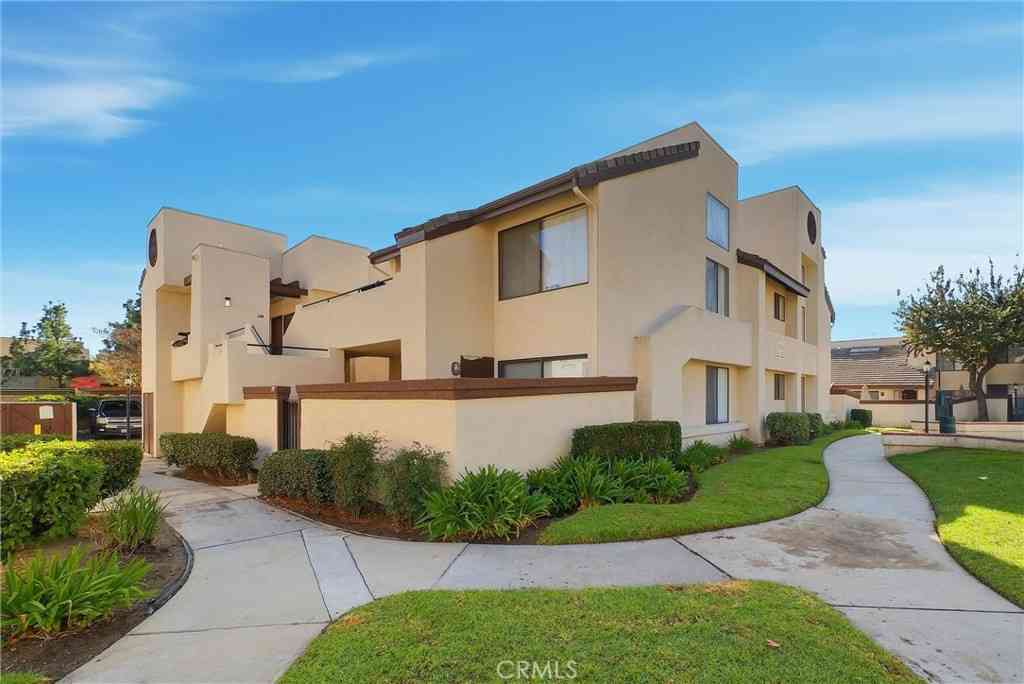 Condo For Sale - 416 N Imperial Avenue #A<br/> Ontario, CA 91764