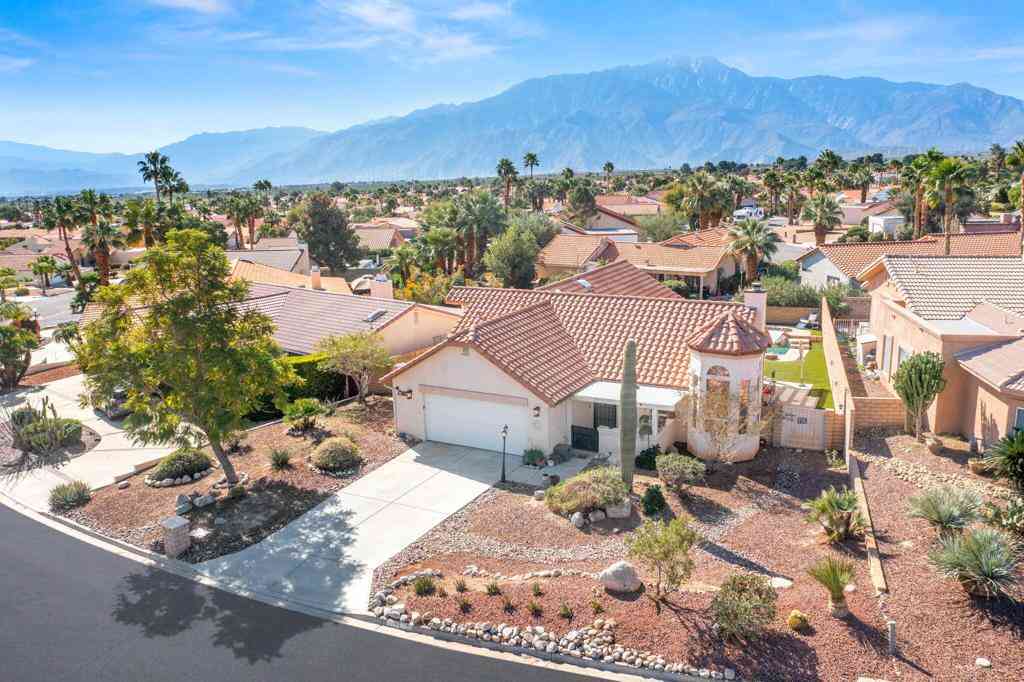 Homes For Sale - 64673 Pinehurst Circle<br/> Desert Hot Springs, CA 92240