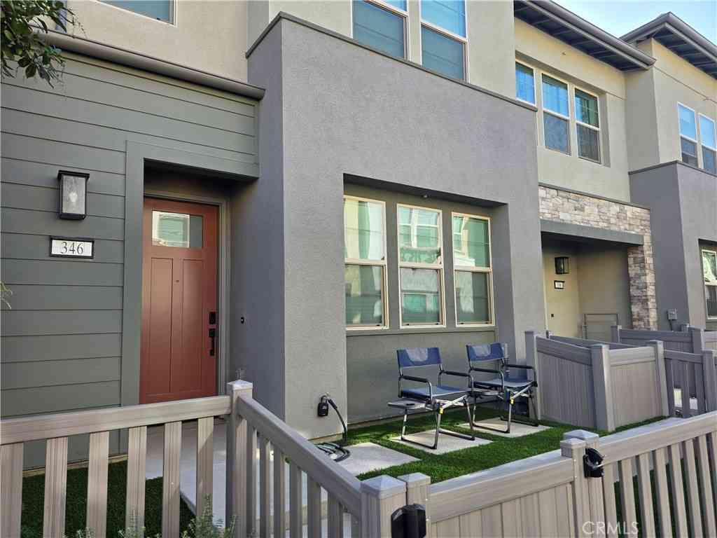 Townhouse For Sale - 346 Hazel<br/> Rancho Mission Viejo, CA 92694
