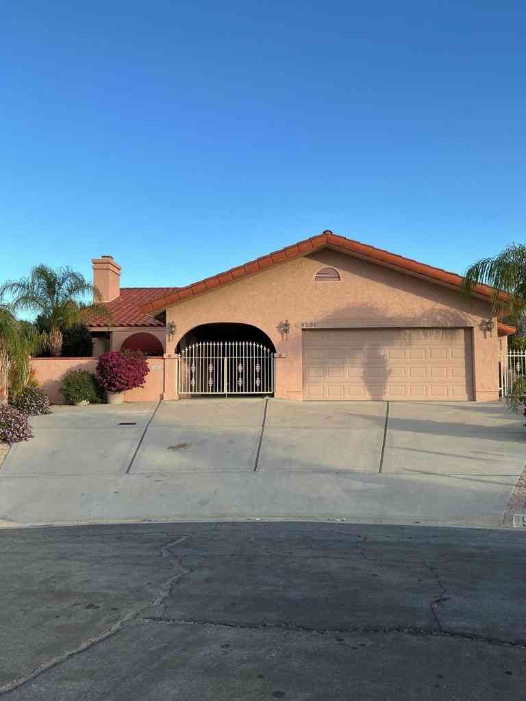 Homes For Sale - 9001 De Vicenzo Court<br/> Desert Hot Springs, CA 92240