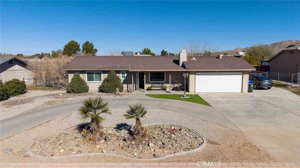 Homes For Sale - 22554 South<br/> Apple Valley, CA 92307