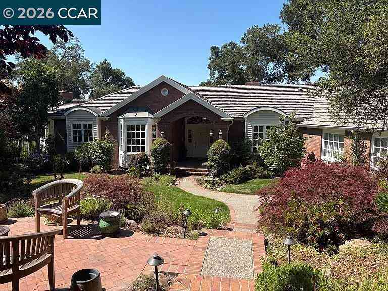 Homes For Rent - 39 Orinda View<br/> Orinda, CA 94563