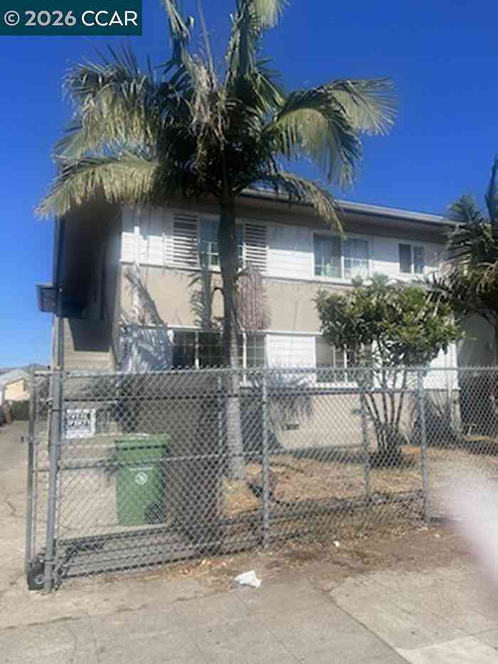 Multifamily For Sale - 1517 51st Ave<br/> Oakland, CA 94601