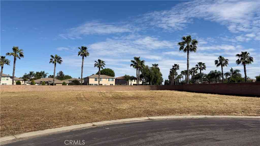 Vacant Land For Sale - 10135 Kaanapali Court<br/> Chowchilla, CA 93610