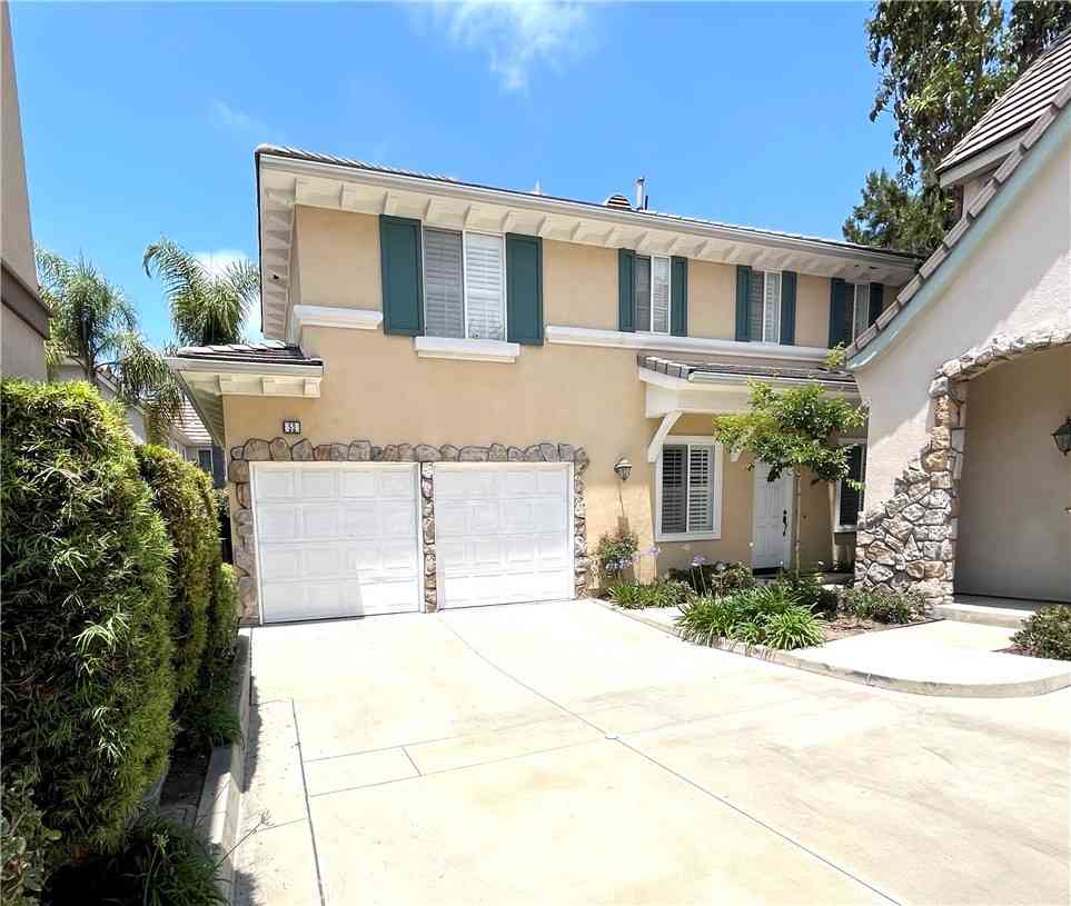 Condo For Sale - 52 Danbury Lane<br/> Irvine, CA 92618