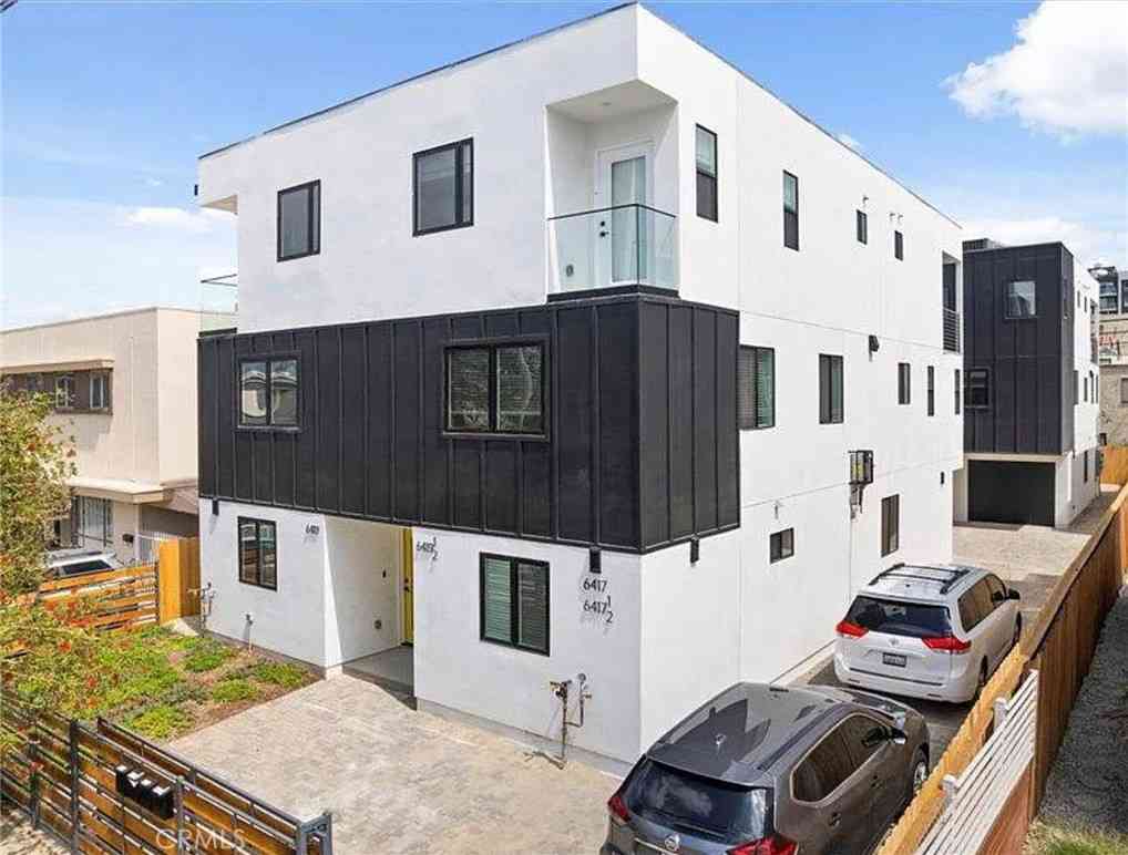 Multifamily For Rent - 6419 1/2 Lexington Avenue<br/> Los Angeles, CA 90038