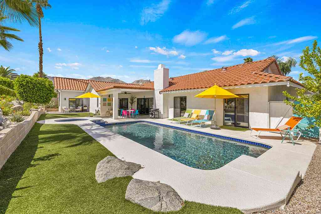 Homes For Sale - 72691 Homestead Road<br/> Palm Desert, CA 92260