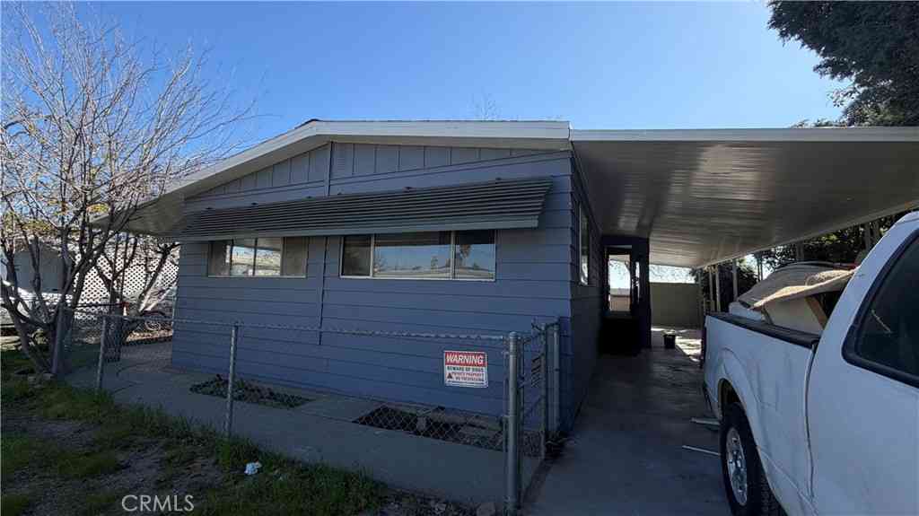 Mobile Home For Sale - 31038 Ponderosa<br/> Lake Elsinore, CA 92530