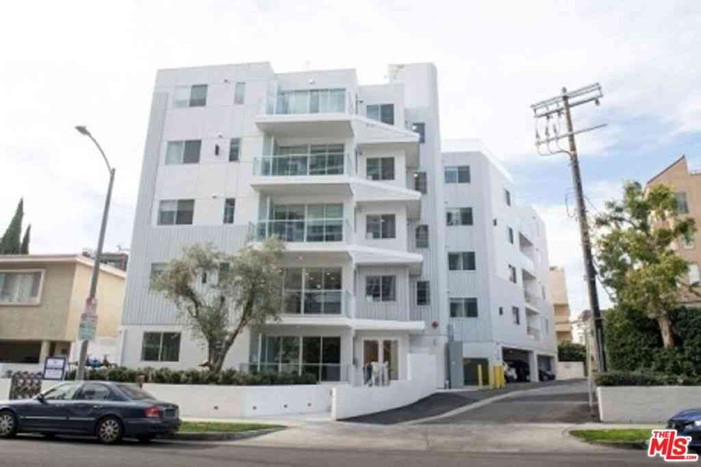 Condo For Rent - 415 S Le Doux Road #501<br/> Los Angeles, CA 90048