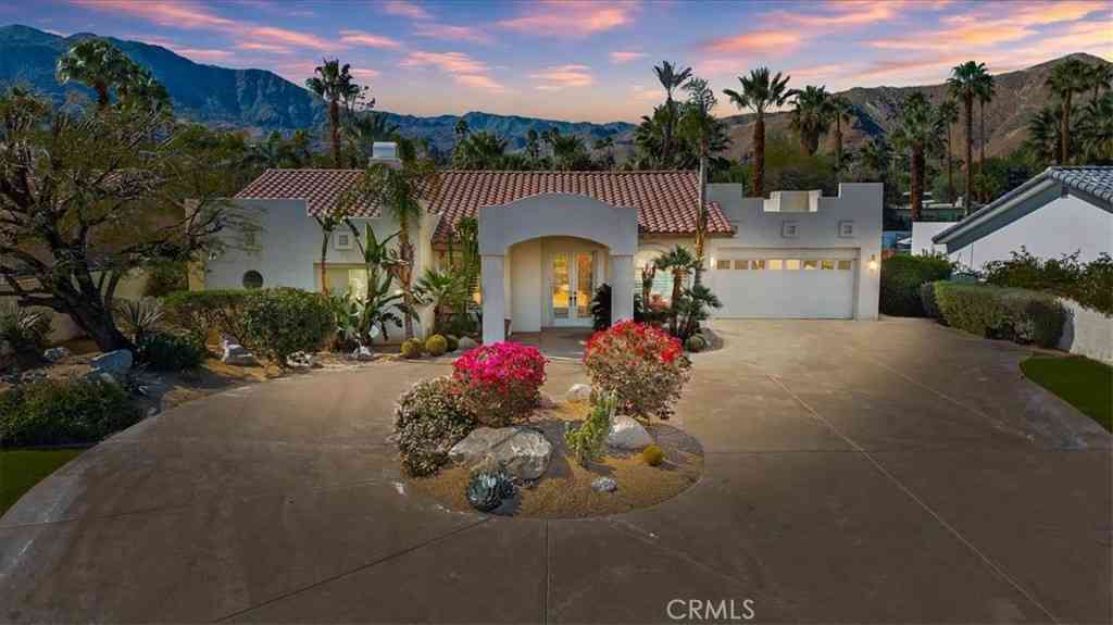 Homes For Sale - 71569 Sahara Road<br/> Rancho Mirage, CA 92270