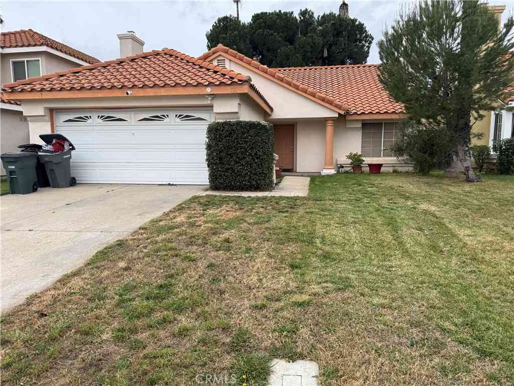 Homes For Sale - 177 S Nebraska<br/> Lake Elsinore, CA 92530
