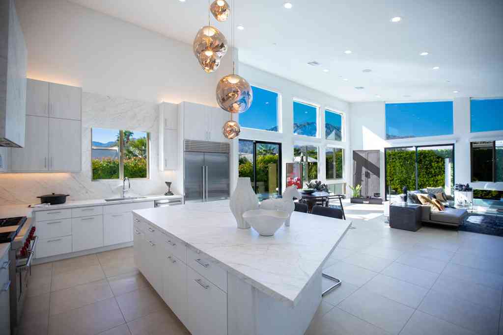 Homes For Sale - 4499 Esplanade Lane<br/> Palm Springs, CA 92262
